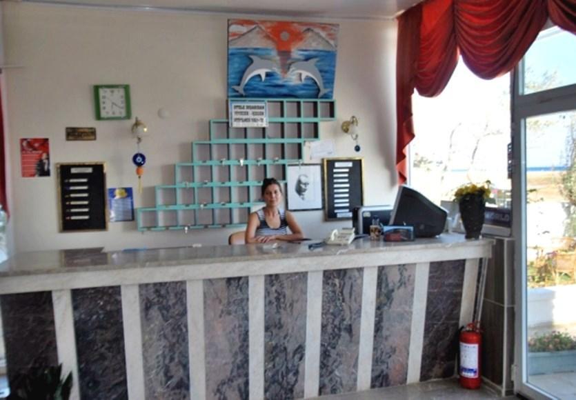 Yasmin Hotel Ayvalik Exterior photo
